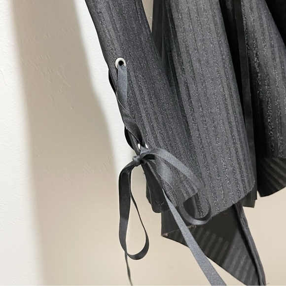 FOR HER NYC Women’s Black Structured Peplum Top Asymmetrical Hem Goth Emo Size M - Picture 5 of 8